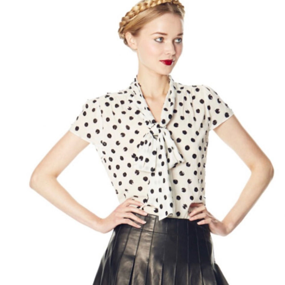 ALICE + OLIVIA blouse. Size medium.